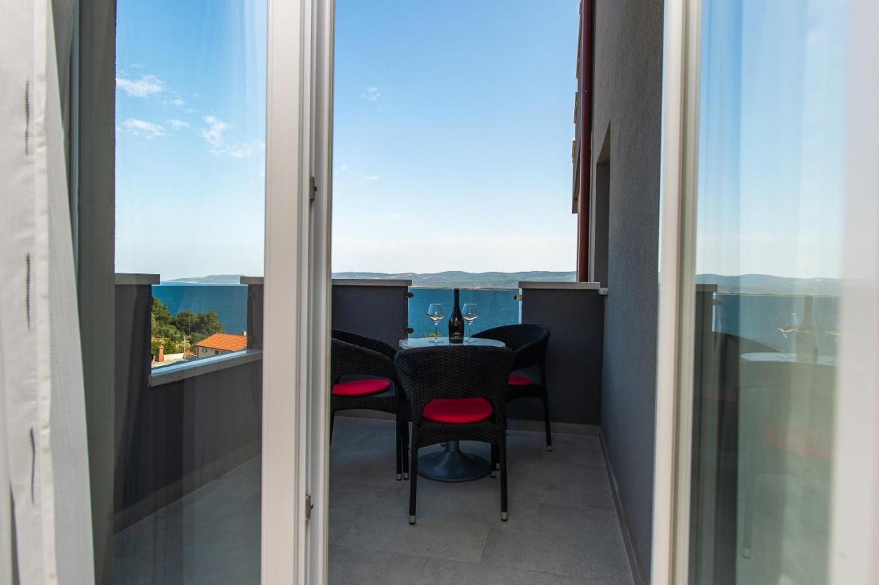 Exclusive Villa Almissa With Swimming Pool And Sea View Lokva Rogoznica Exteriér fotografie