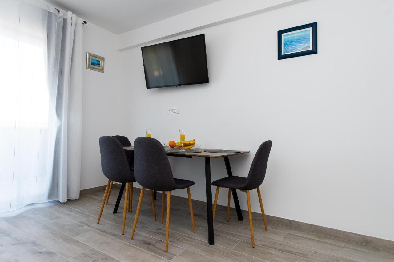 Exclusive Villa Almissa With Swimming Pool And Sea View Lokva Rogoznica Exteriér fotografie