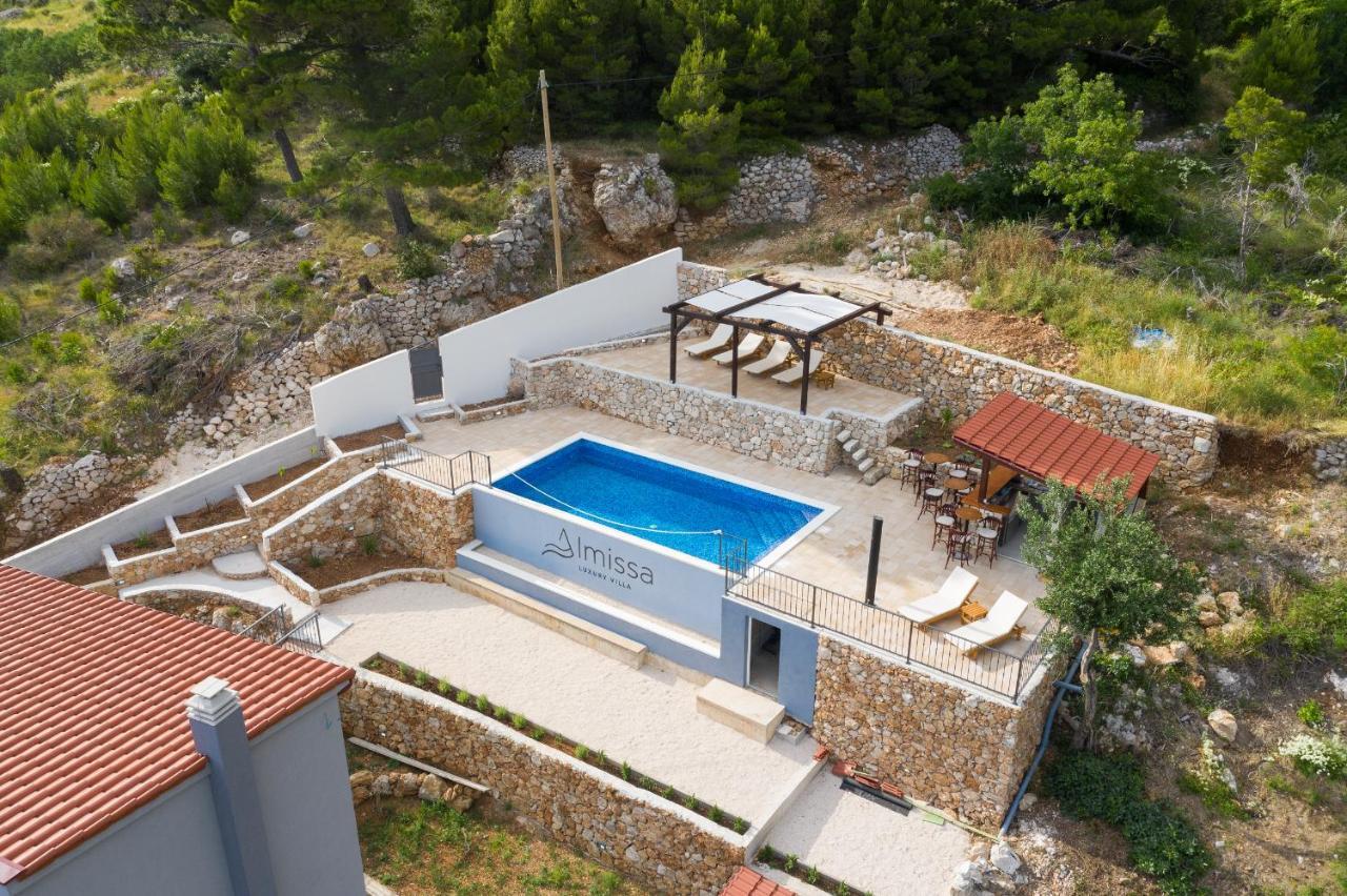 Exclusive Villa Almissa With Swimming Pool And Sea View Lokva Rogoznica Exteriér fotografie